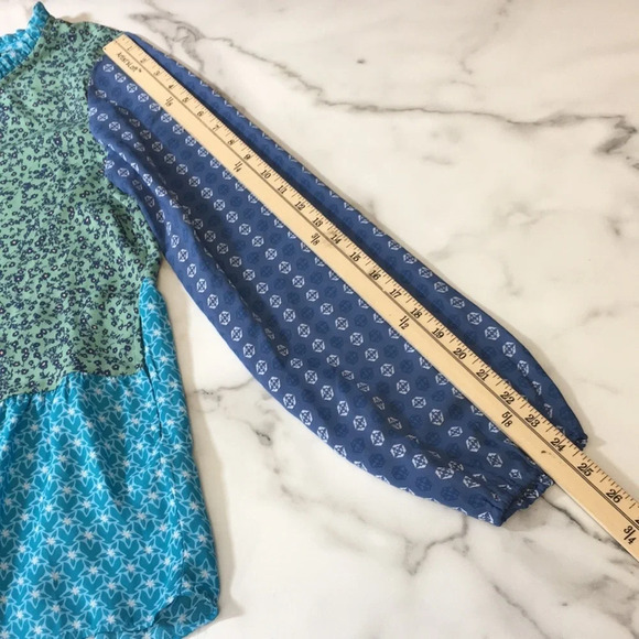 Logo Lori Goldstein Blue Floral Patchwork Grechen Tunic Shirt Womens XS Blouse - Picture 11 of 12